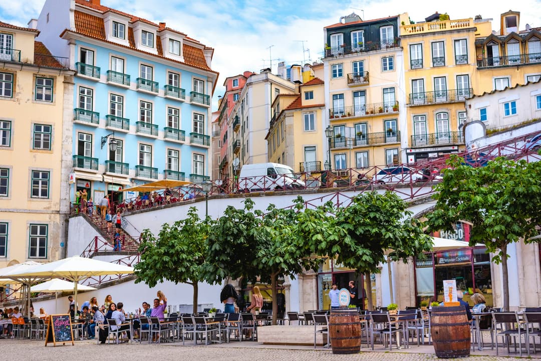 Historic Lisbon & Hidden Viewpoints Tour